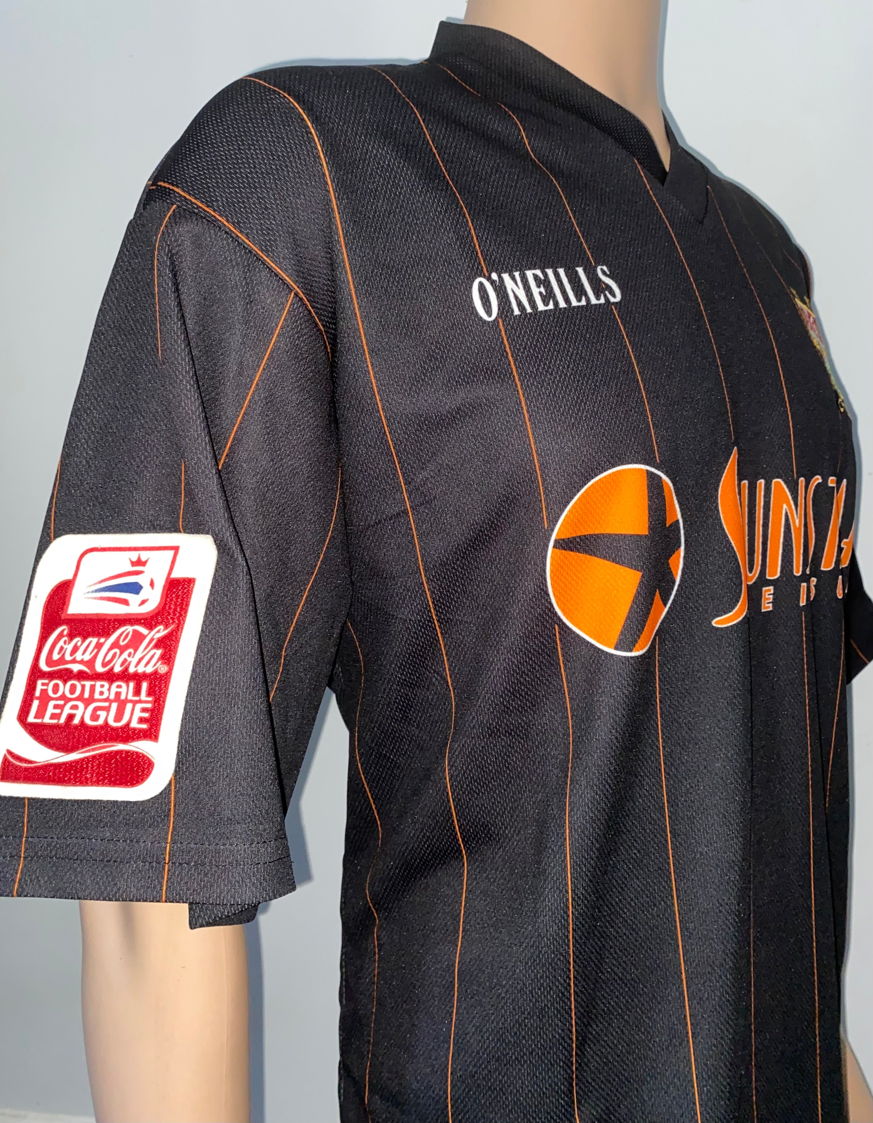 2005/06 ;BARNET MATCH WORN AWAY SHIRT (GOMIS #23)