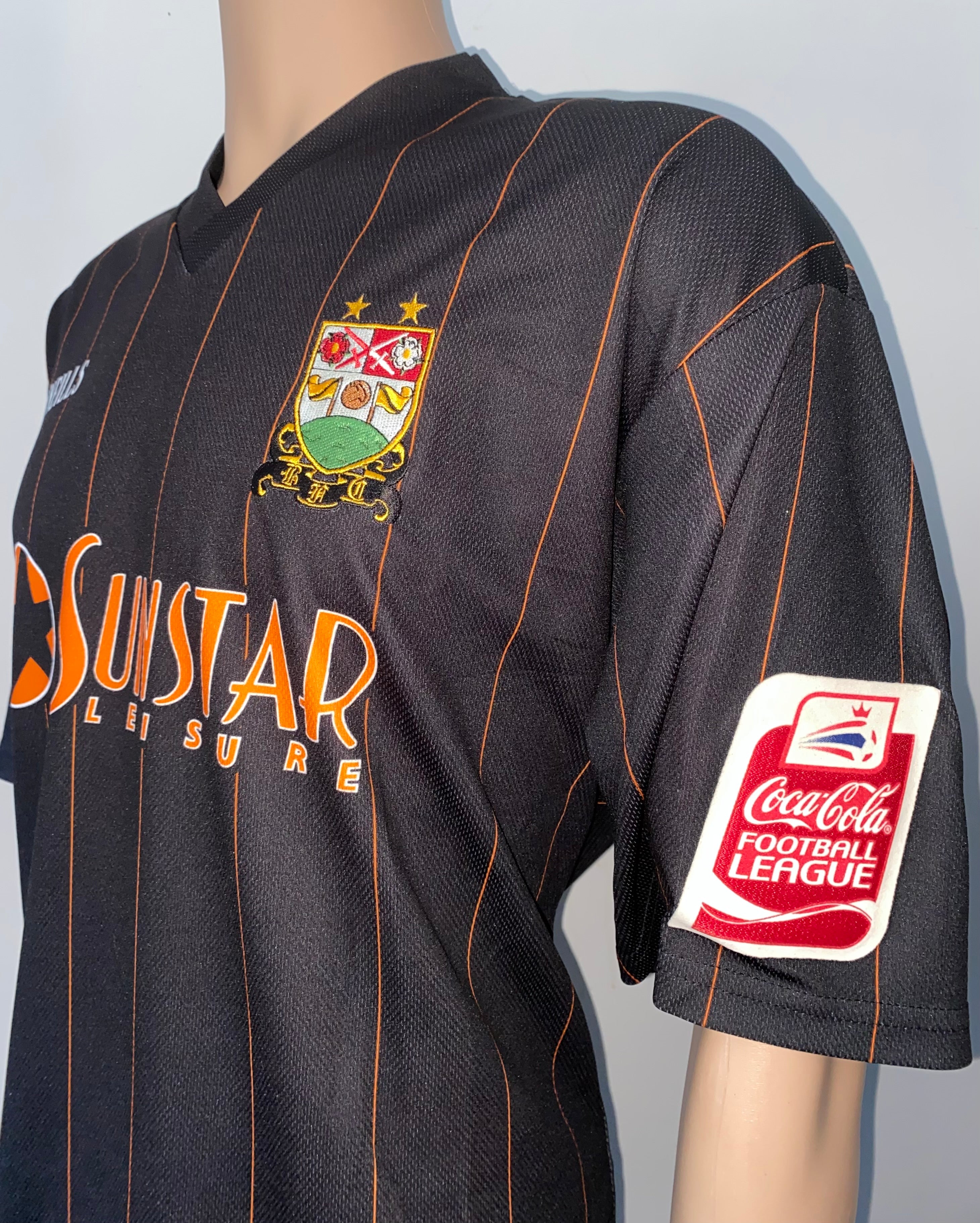 2005/06 ;BARNET MATCH WORN AWAY SHIRT (GOMIS #23)