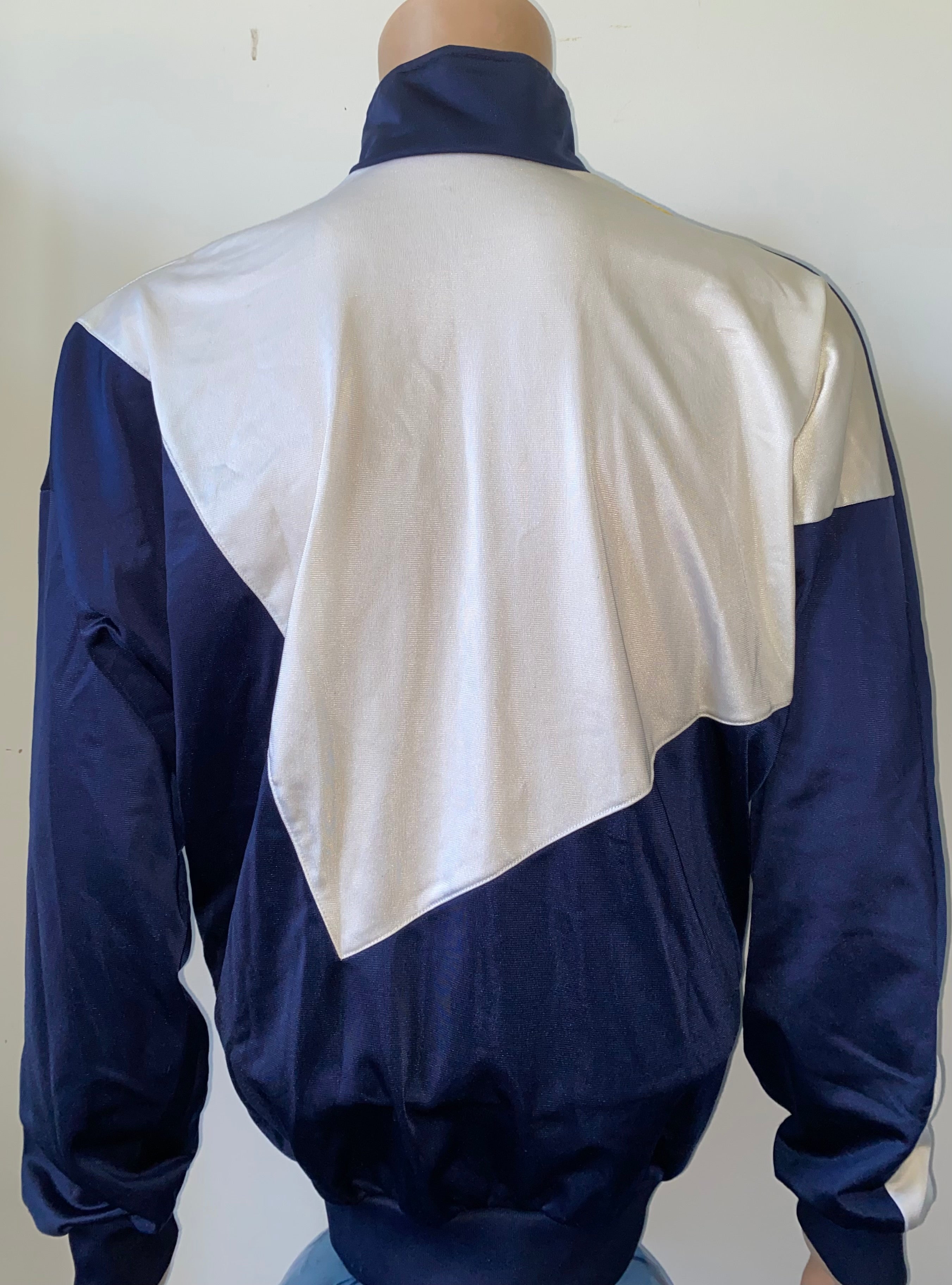 1991 TOTTENHAM HOTSPUR PLAYER WORN PRESENTATION TRACKSUIT JACKET (IAN WALKER)