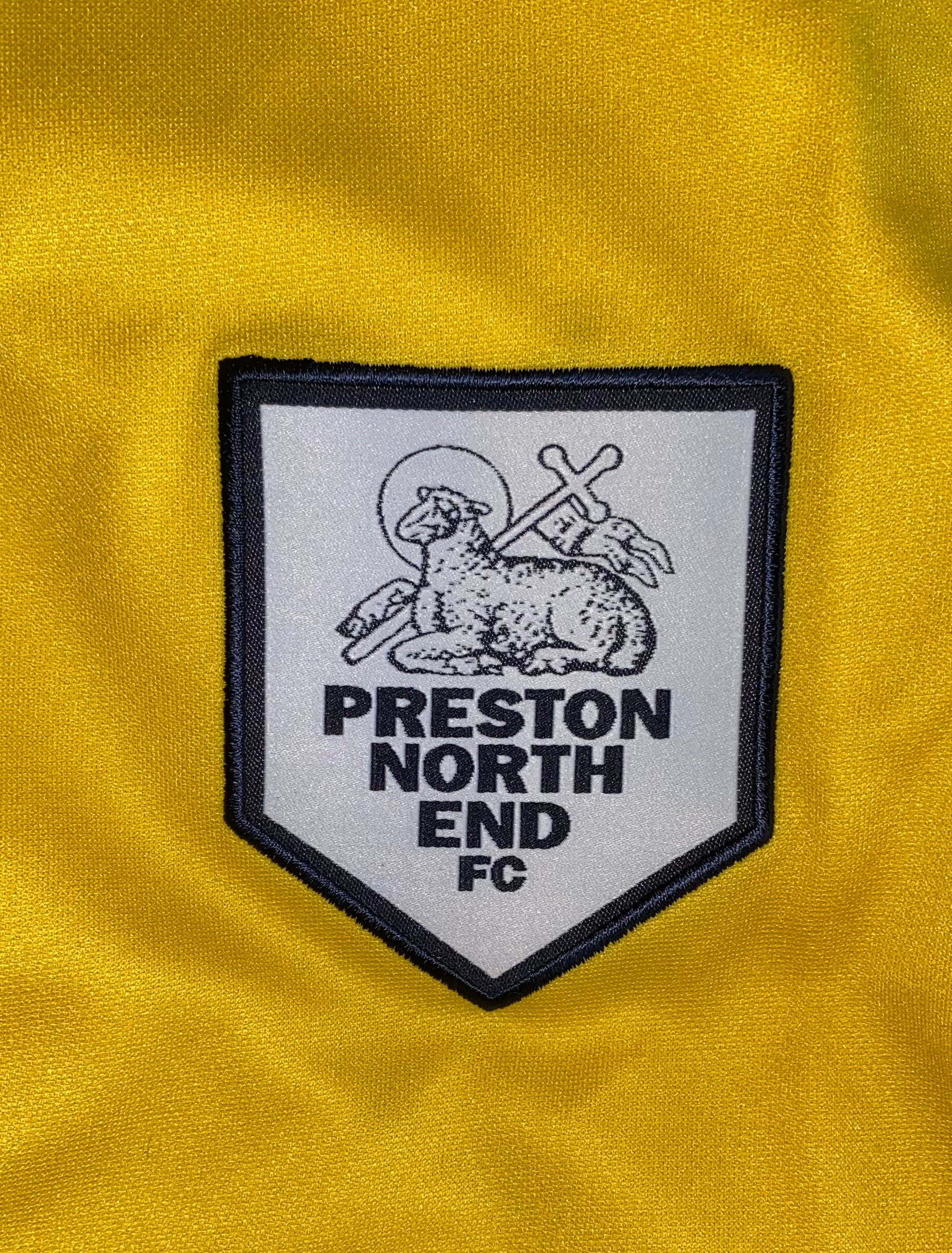 2011/12 PRESTON NORTH END MATCH WORN SHIRT (ASHBEE #24)