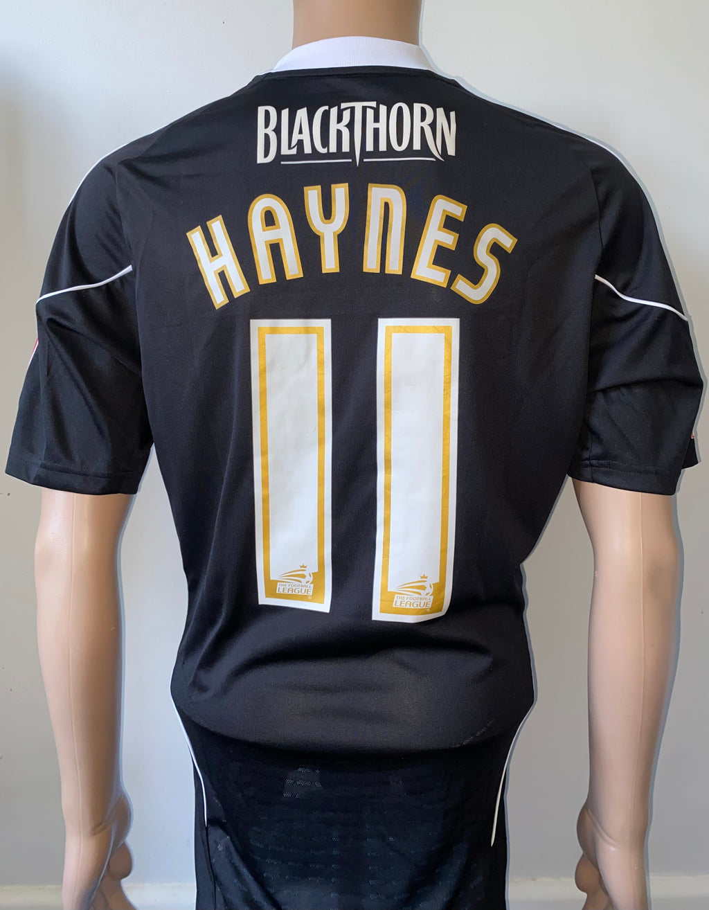 2010/11 MATCH WORN AND SIGNED BRISTOL CITY THIRD SHIRT (HAYNES #11)