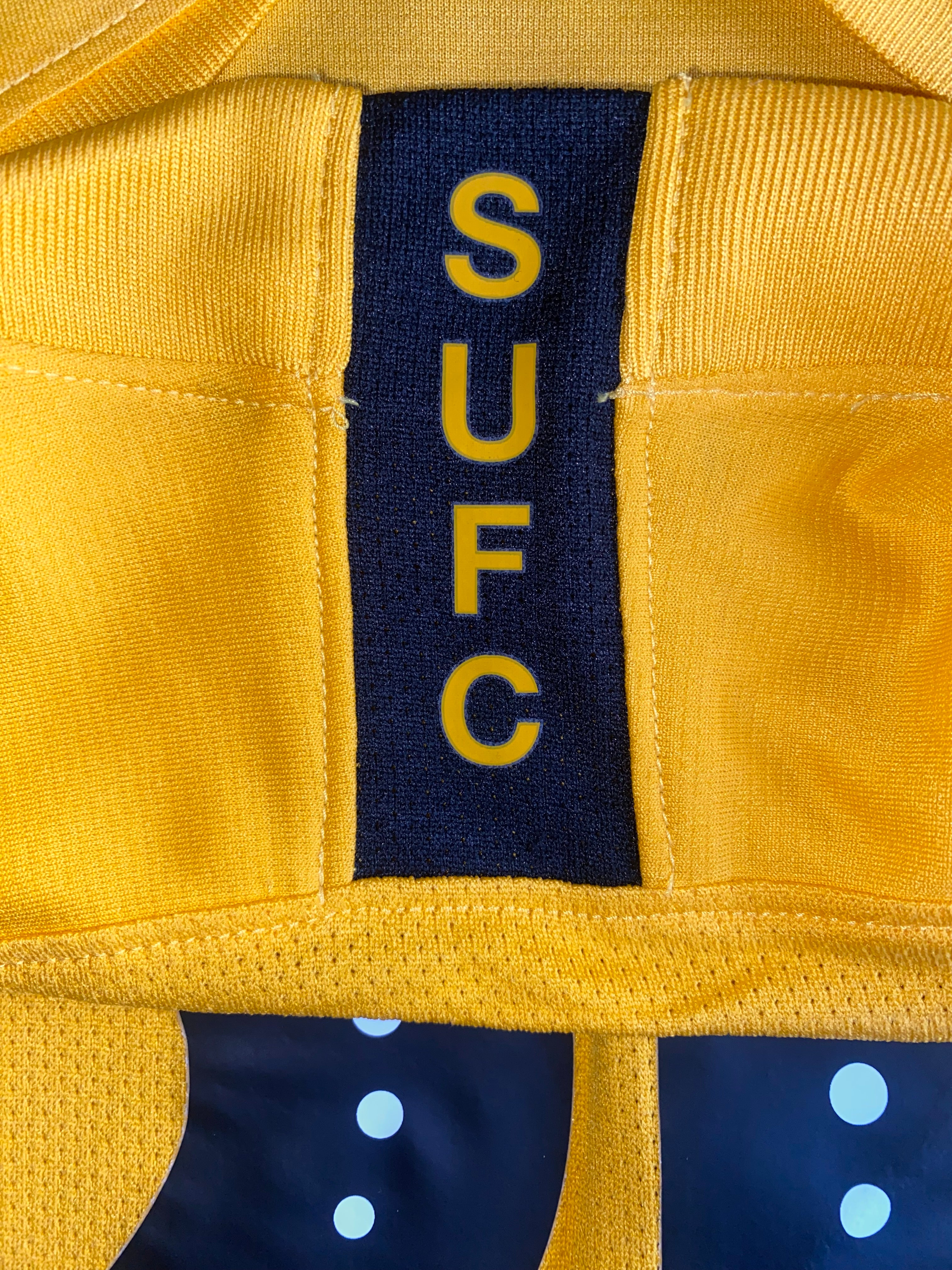 2019/20 SOUTHEND MATCH WORN HOME SHIRT (BARNETT #25 V BLACKPOOL )