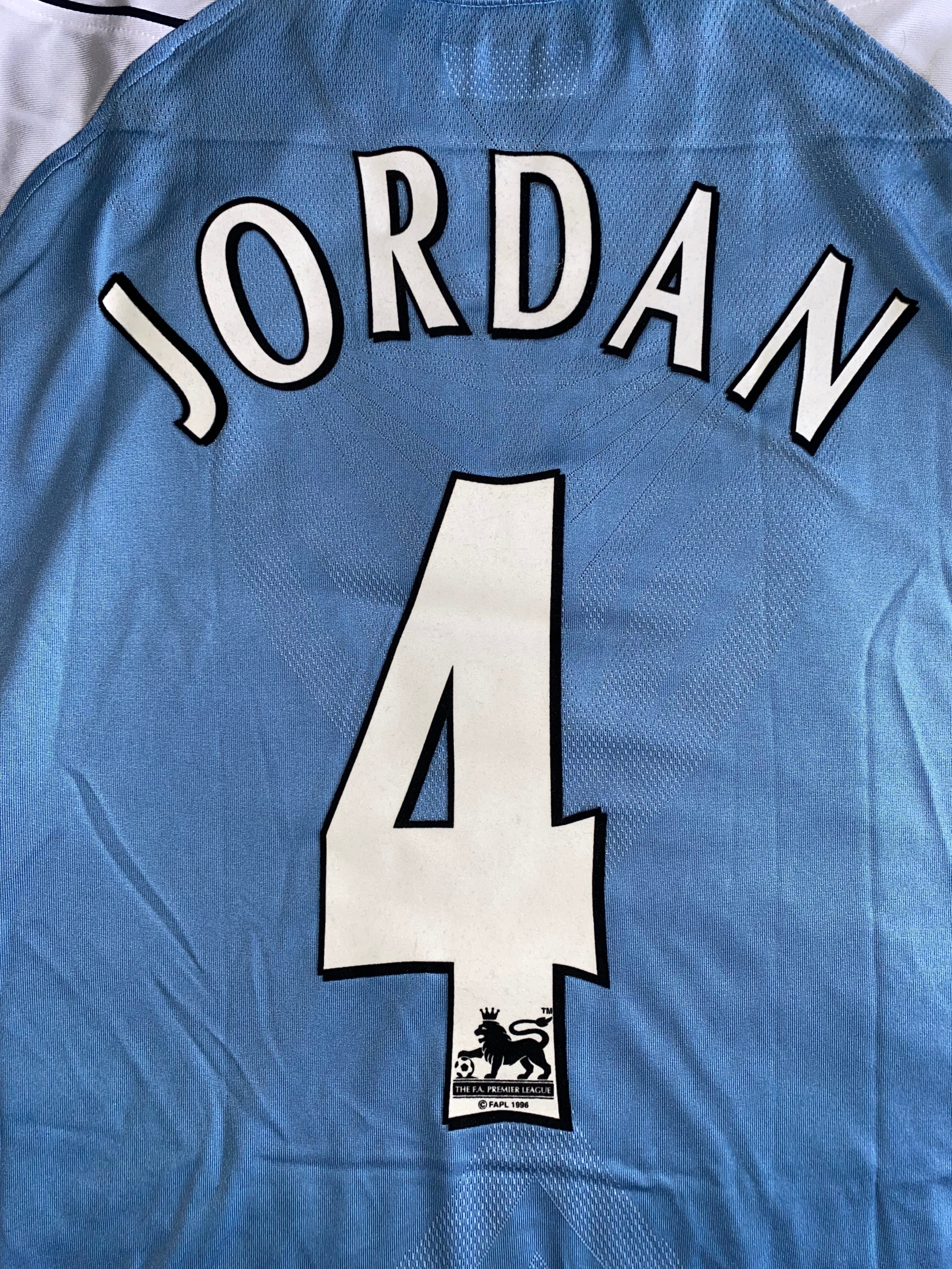 2006-07 MANCHESTER CITY MATCH ISSUE HOME SHIRT JORDAN #4