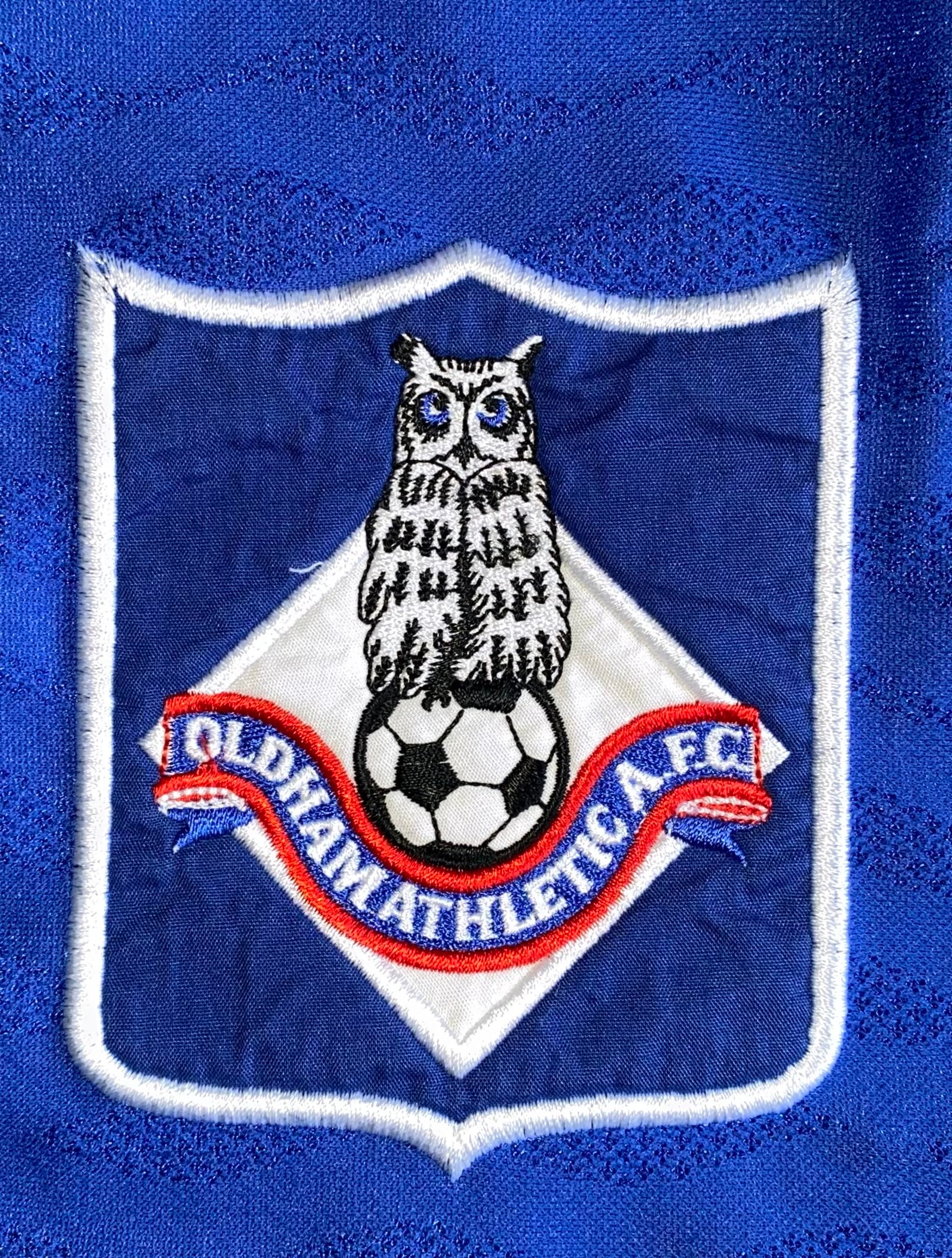 1995/96 OLDHAM ATHLETIC MATCH WORN HOME SHIRT #7