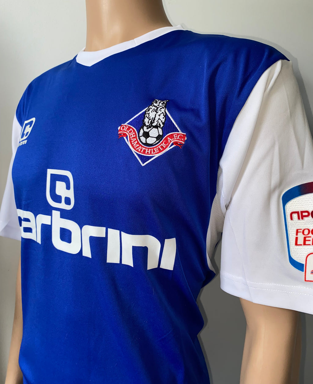 2011/12 OLDHAM ATHLETIC MATCH WORN HOME SHIRT (BROWN #6)
