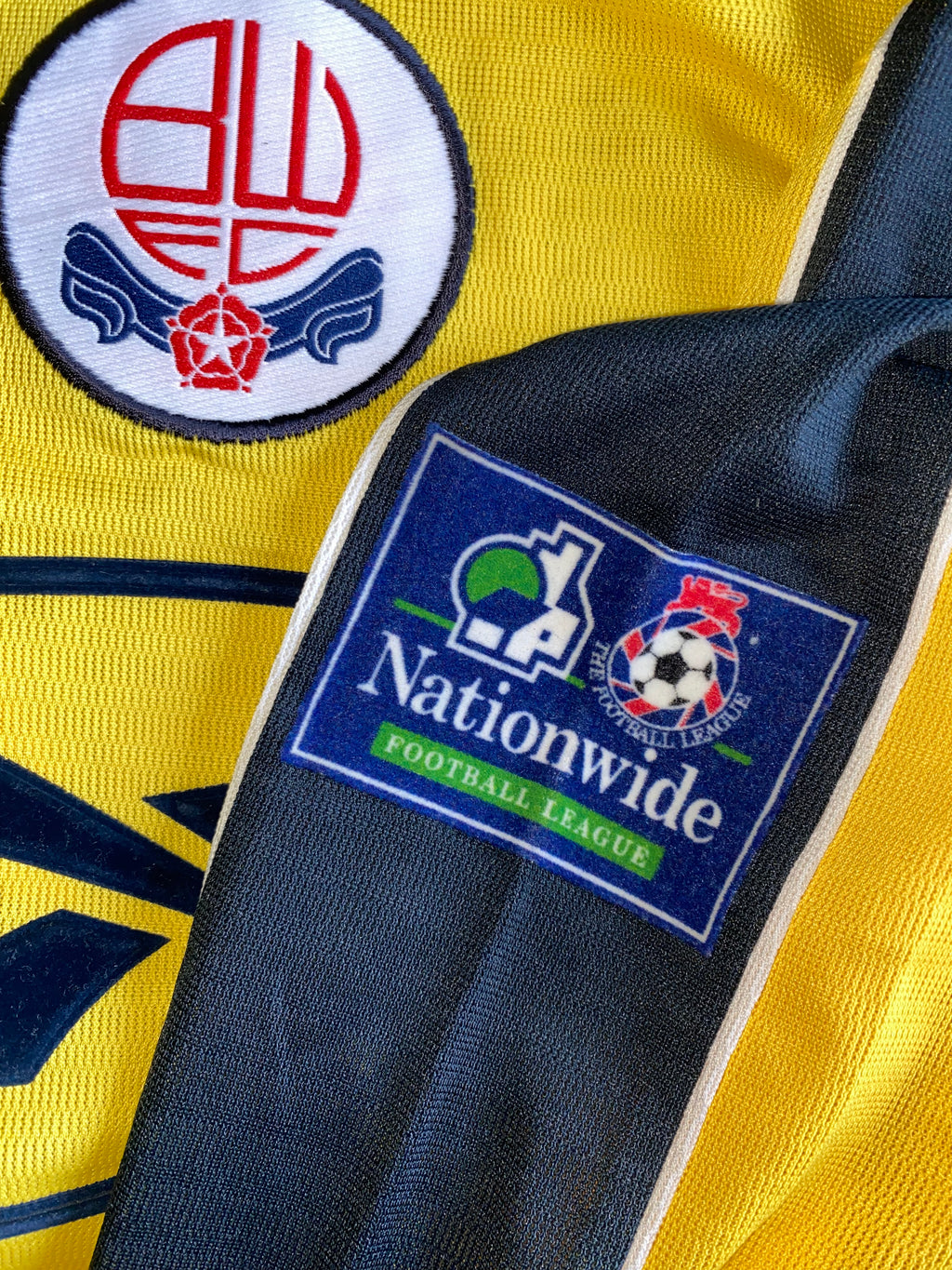 1998/99 BOLTON WANDERERS MATCH WORN AWAY SHIRT HOLDSWORTH #10