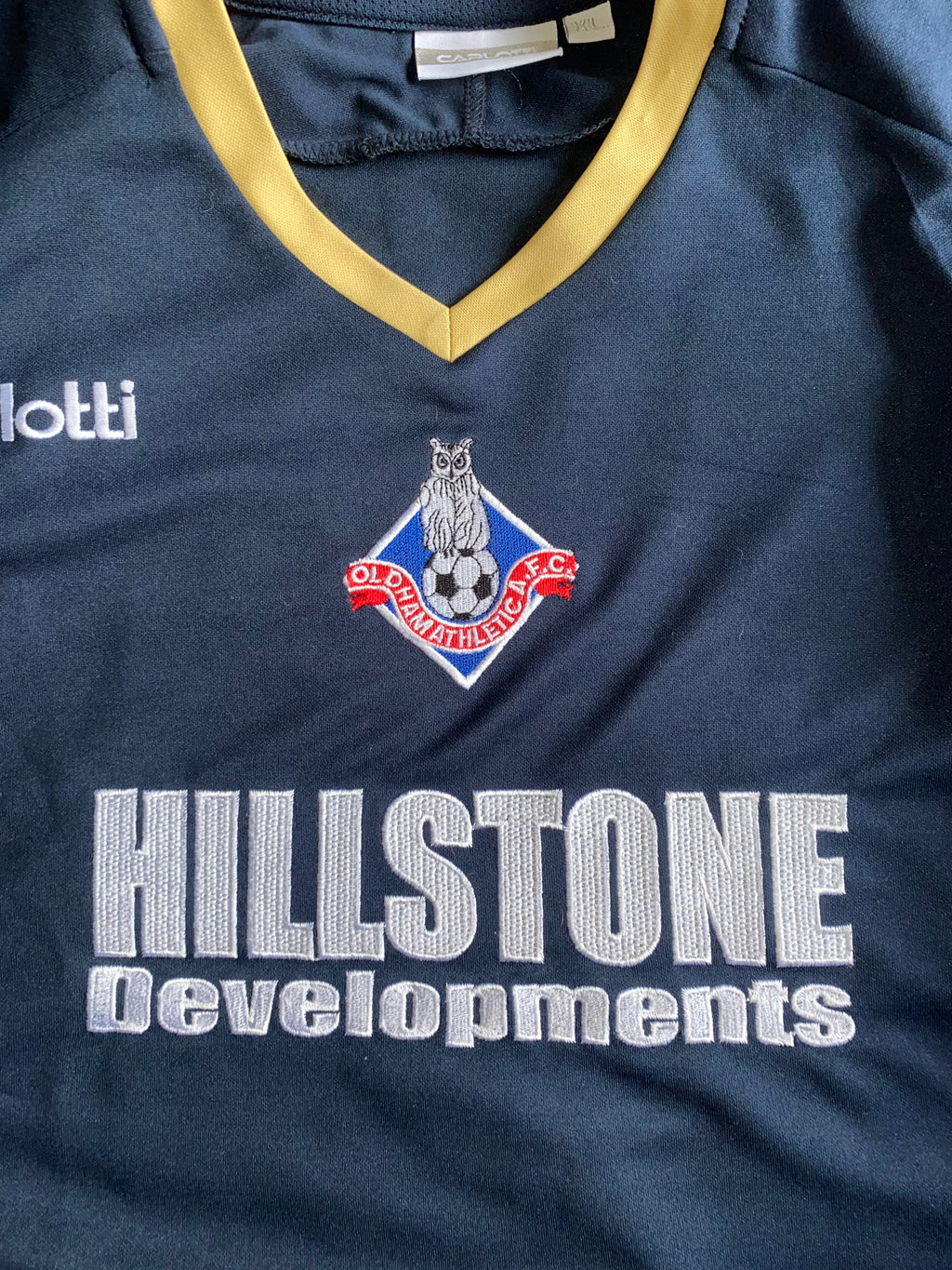 2006/07 OLDHAM ATHLETIC MATCH WORN AWAY SHIRT (HALL #12)