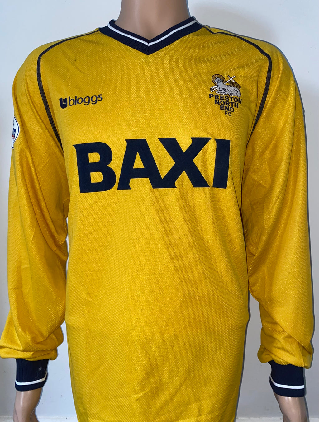 2001/02 PRESTON NORTH END MATCH WORN AWAY SHIRT (WRIGHT #23)