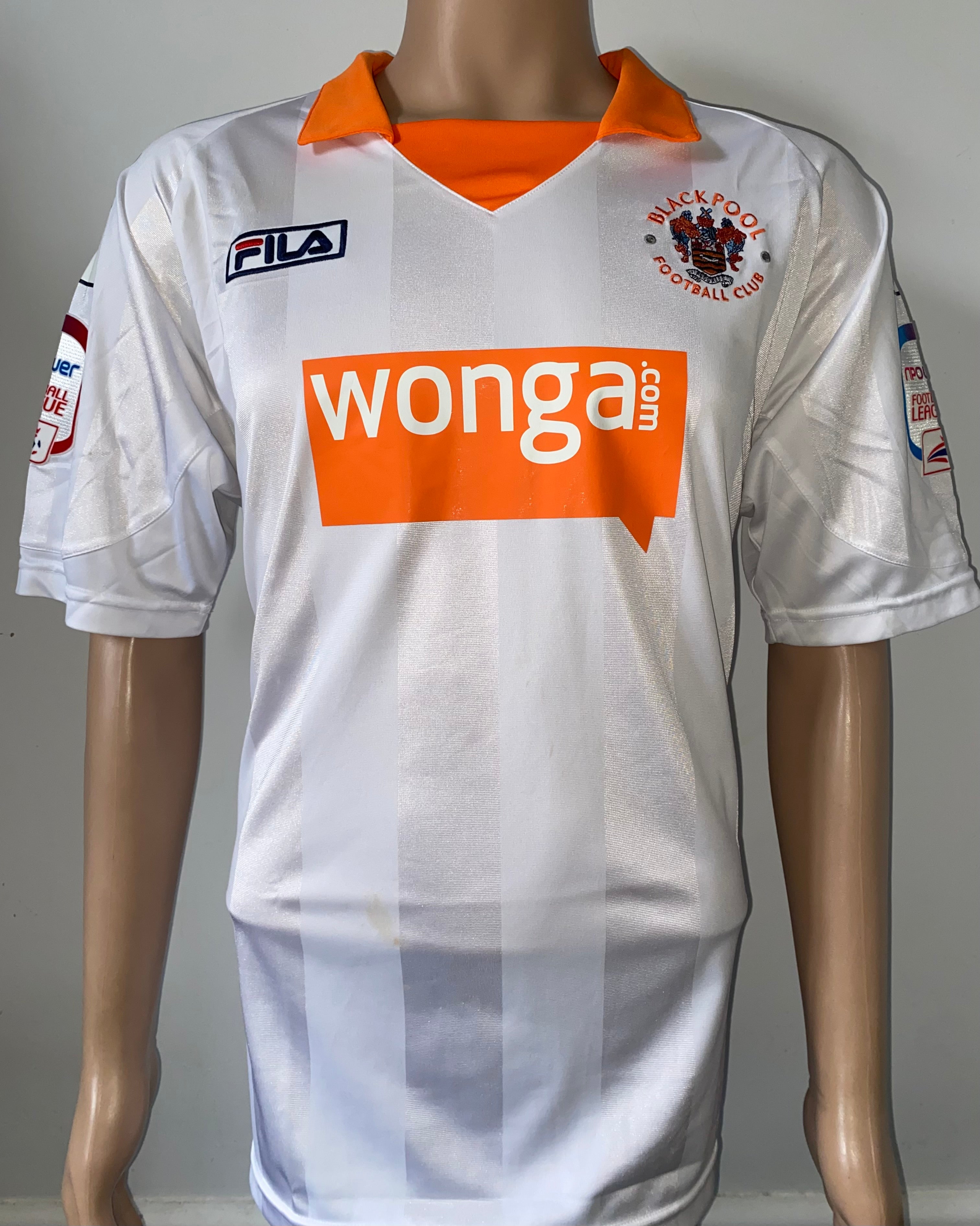 2012/13 BLACKPOOL MATCH WORN AWAY SHIRT (OSBOURNE #18 v LEICESTER CITY)