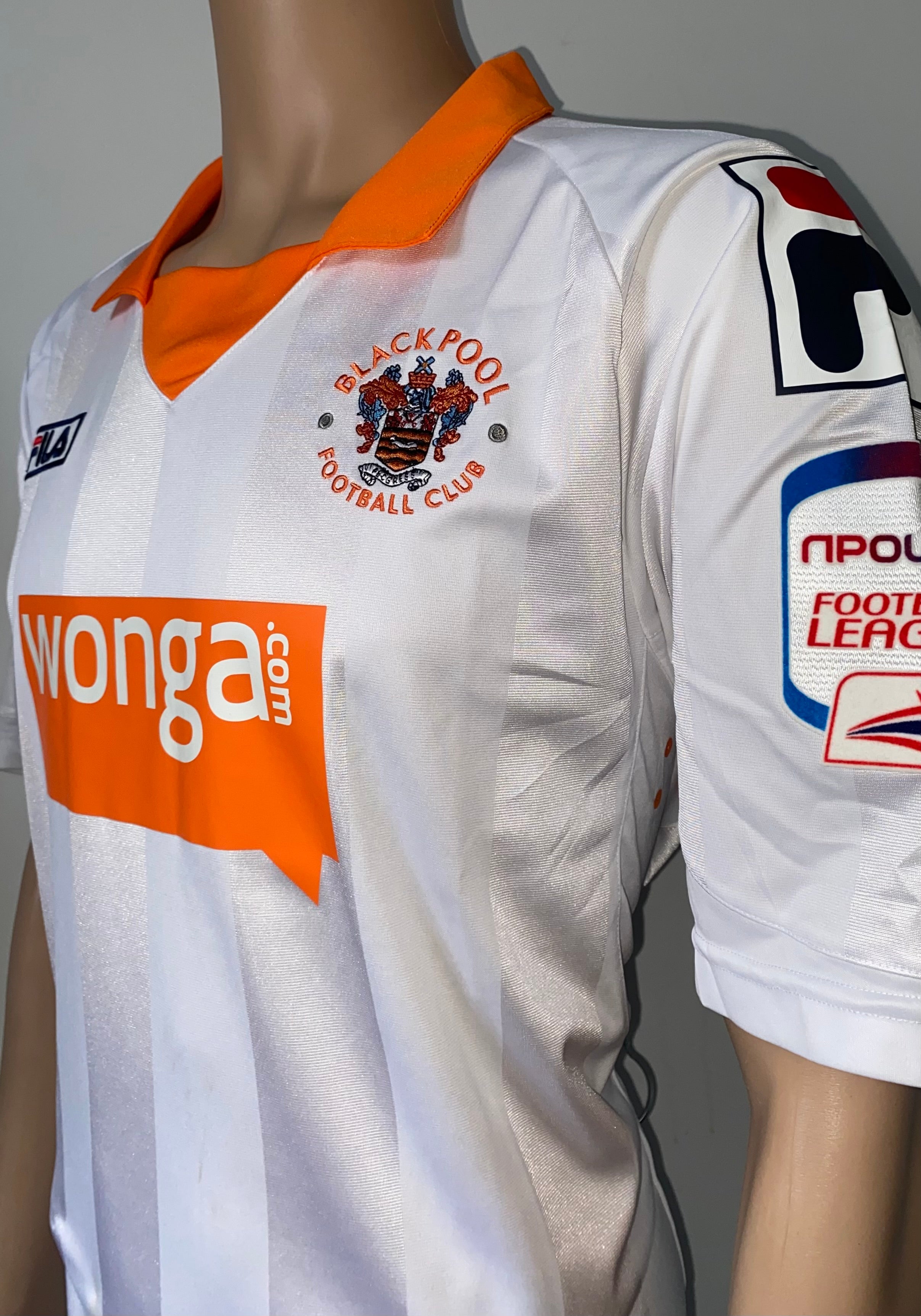 2012/13 BLACKPOOL MATCH WORN AWAY SHIRT (OSBOURNE #18 v LEICESTER CITY)