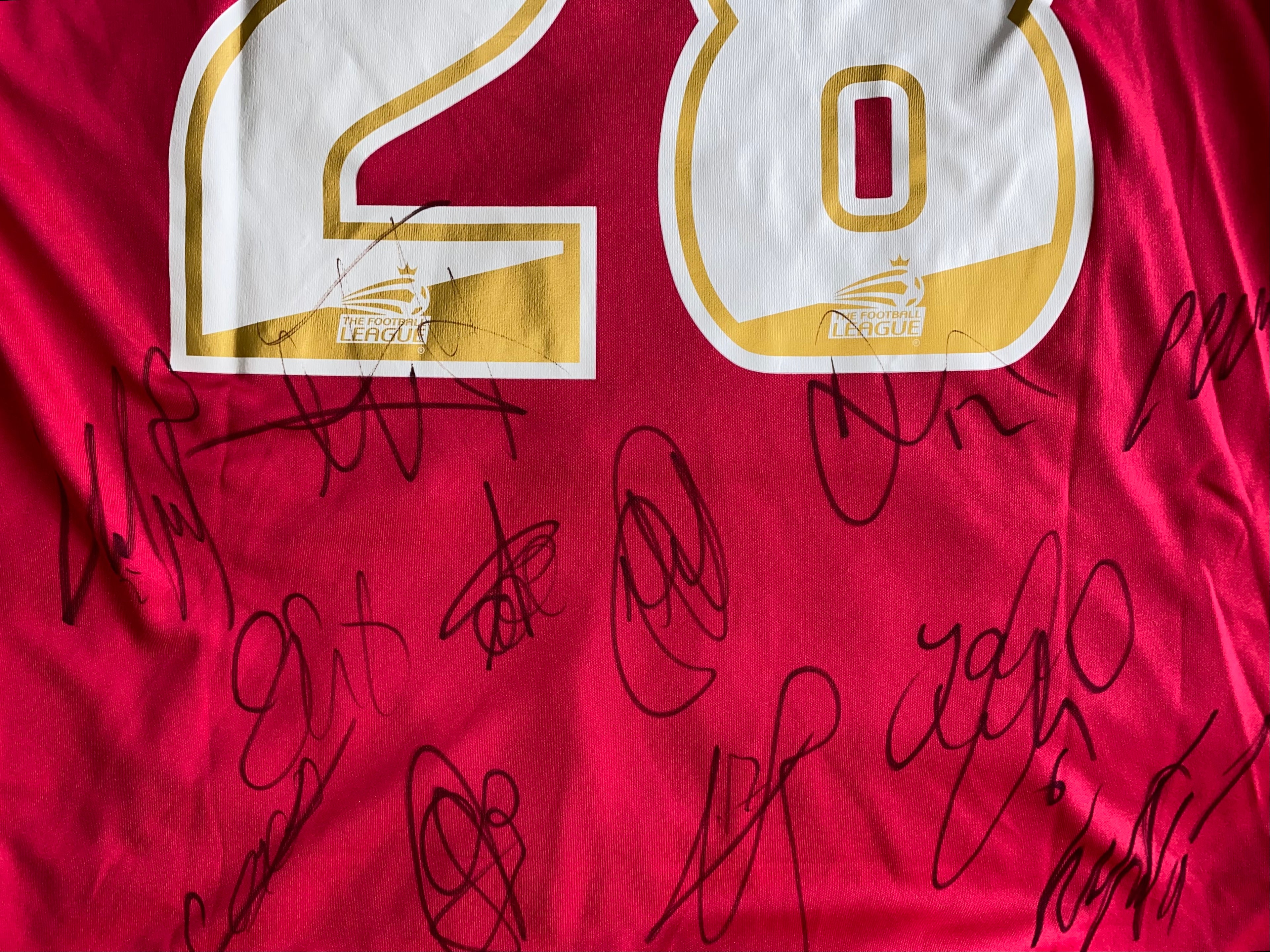 2013/14 OLDHAM ATHLETIC MATCH WORN AWAY SHIRT (SUTHERLAND #28)