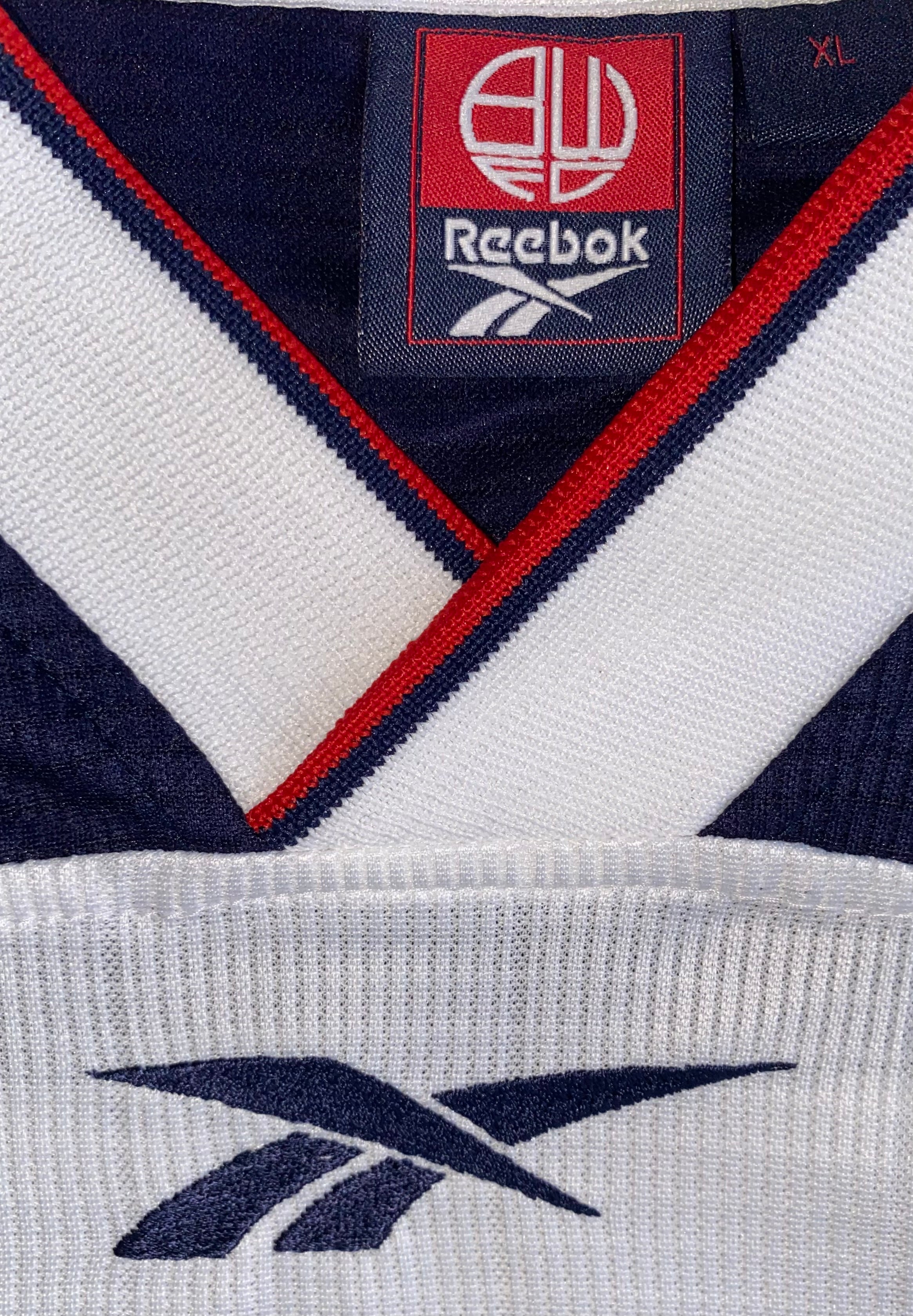 2000/01 BOLTON WANDERERS MATCH WORN HOME SHIRT (PHILLIPS #16)