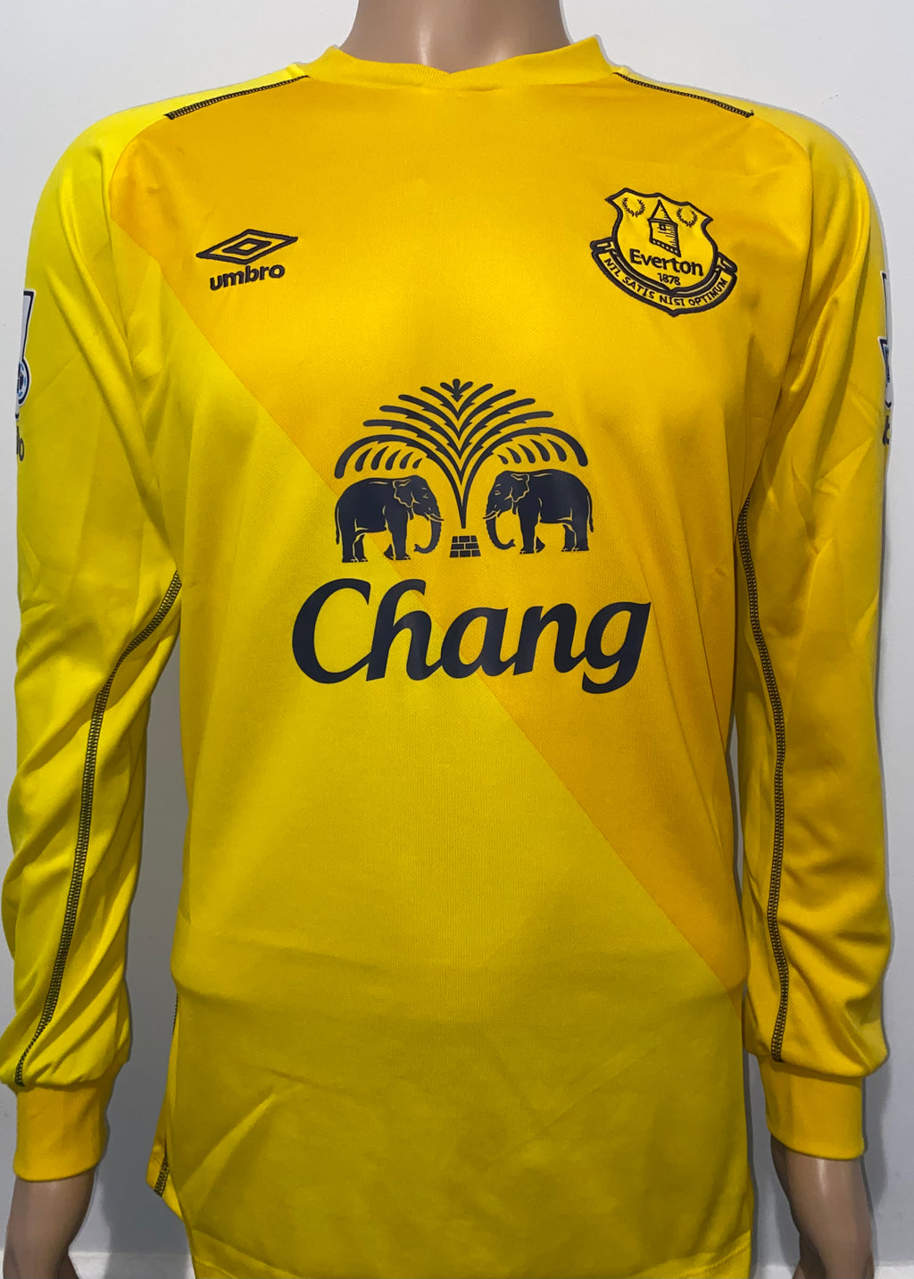 2015/16 EVERTON MATCH ISSUE GOALKEEPERS SHIRT (GRIFFITHS #45)