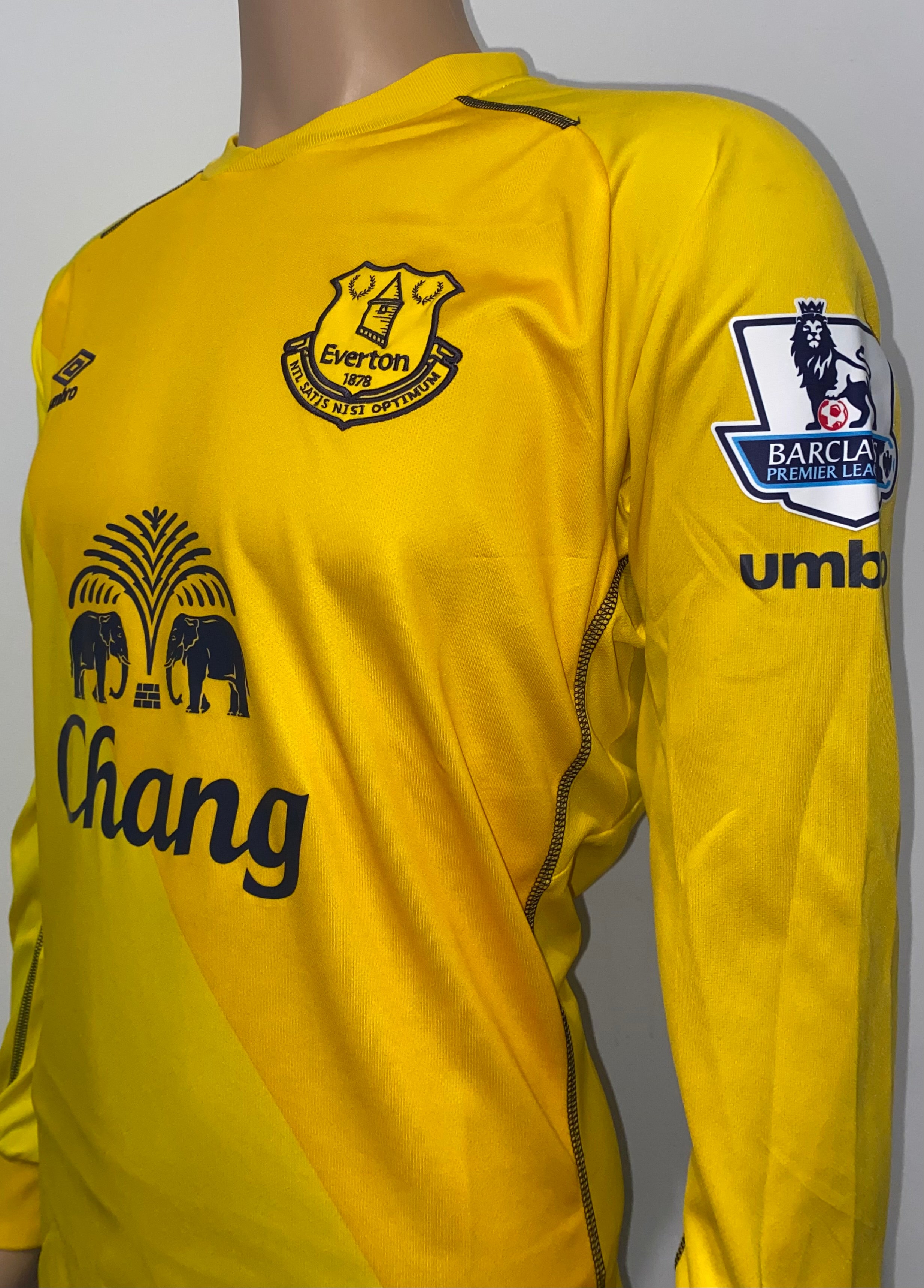2015/16 EVERTON MATCH ISSUE GOALKEEPERS SHIRT (GRIFFITHS #45)