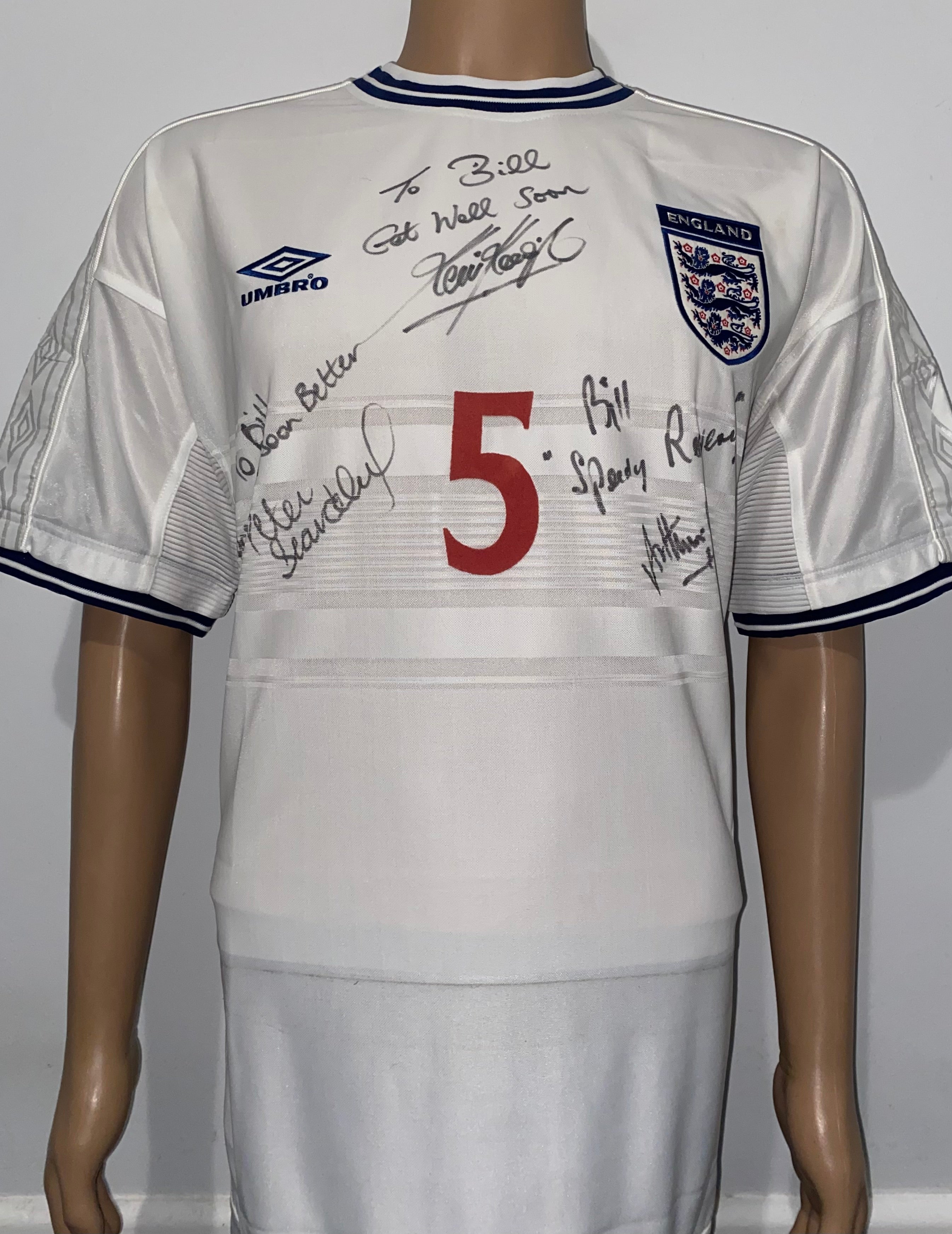 2000 ENGLAND MATCH ISSUE SIGNED HOME SHIRT #5