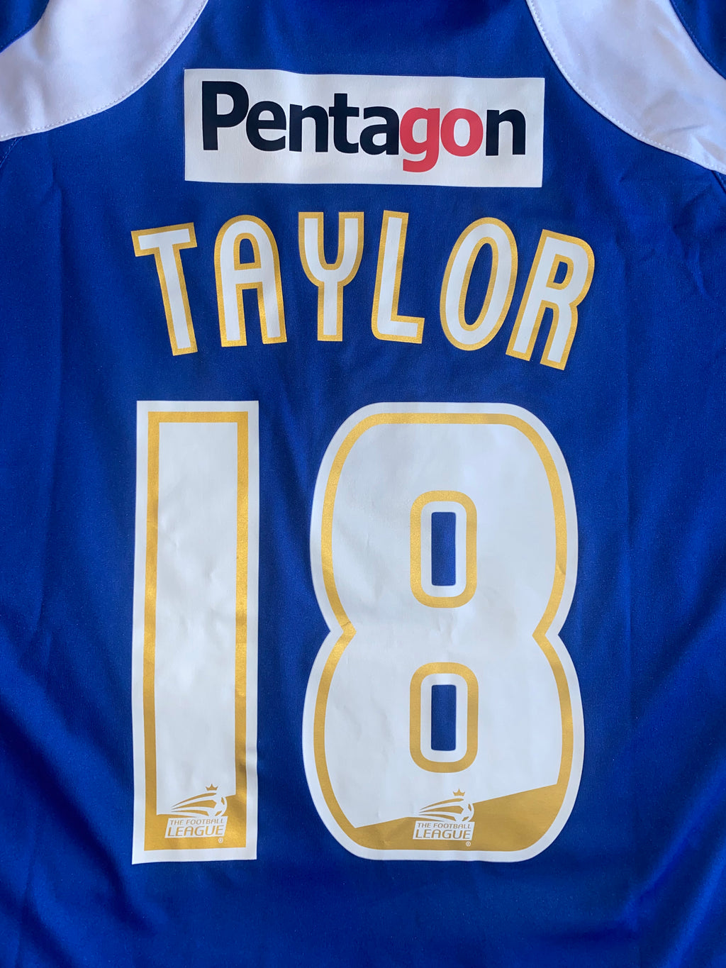 2008/09 OLDHAM ATHLETIC MATCH WORN HOME SHIRT (TAYLOR #18)
