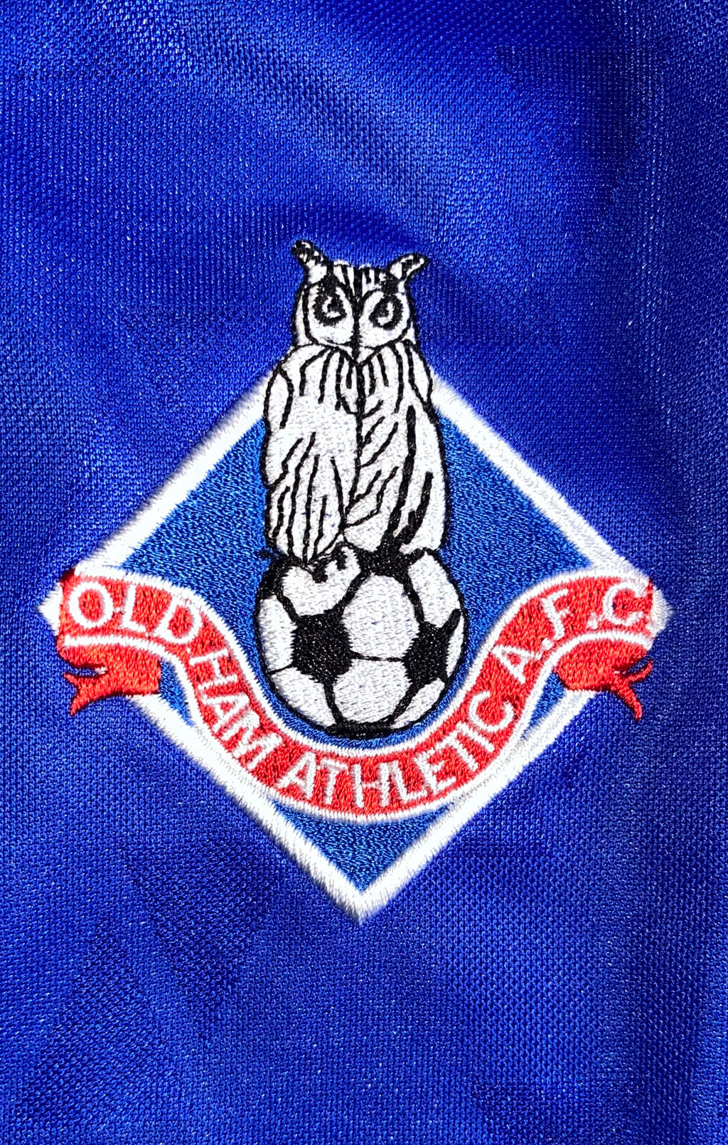 2003/04 OLDHAM ATHLETIC MATCH WORN HOME SHIRT (NDIWA #5)