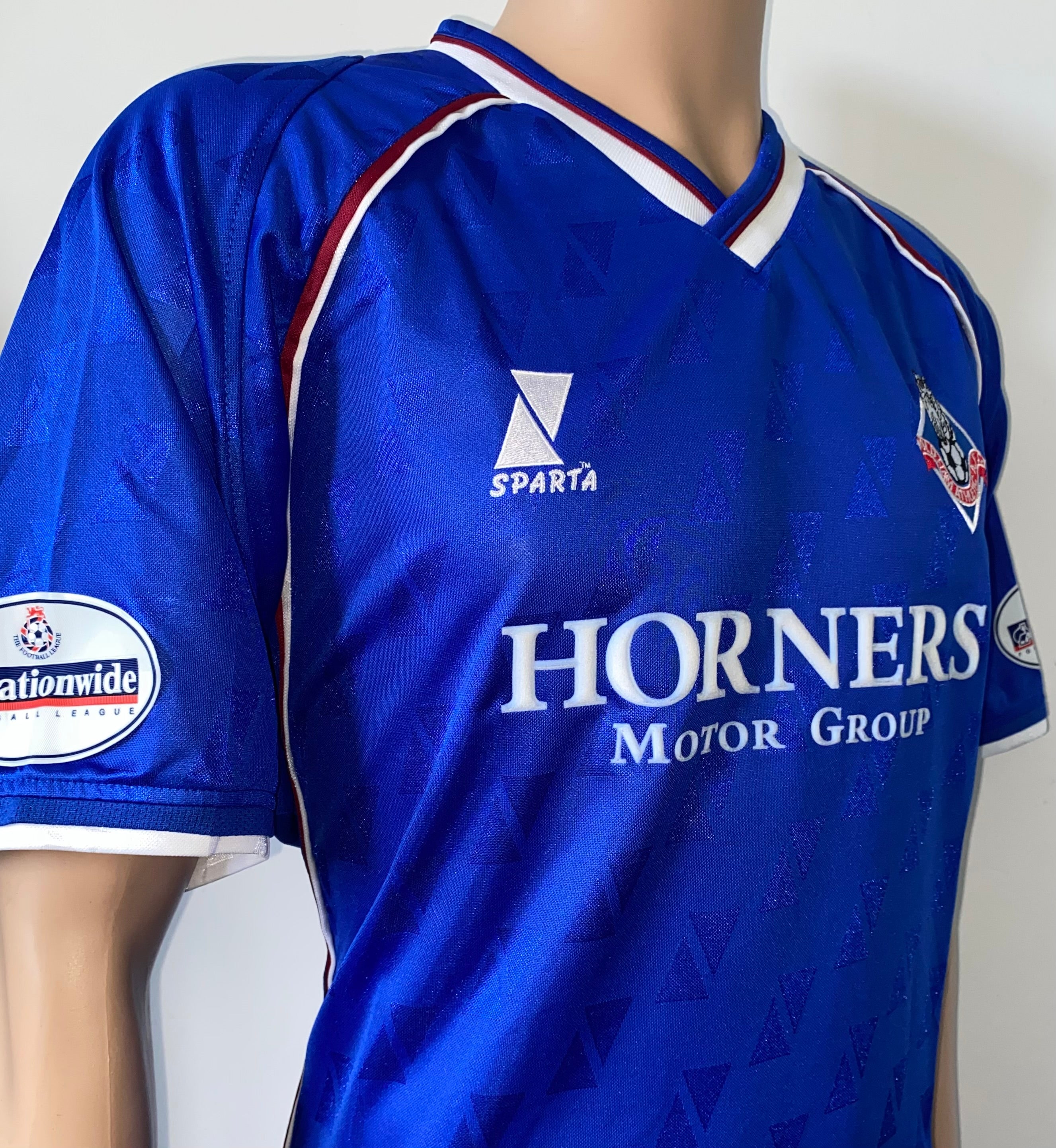 2003/04 OLDHAM ATHLETIC MATCH WORN HOME SHIRT (NDIWA #5)