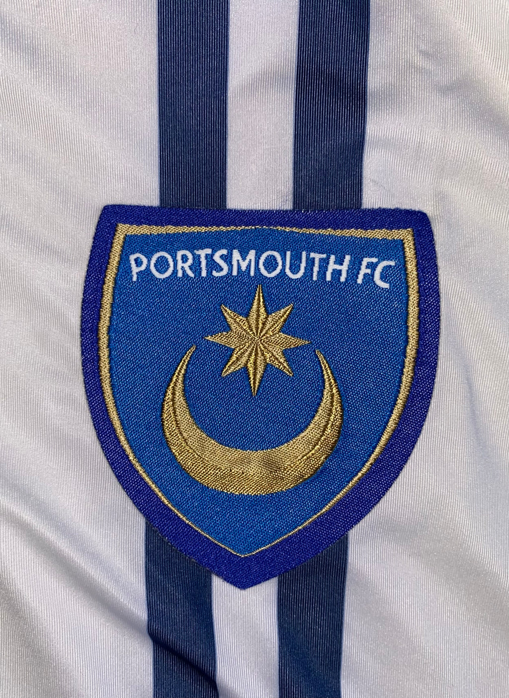 2009/10 PORTSMOUTH MATCH WORN SHIRT (FINNAN #16)