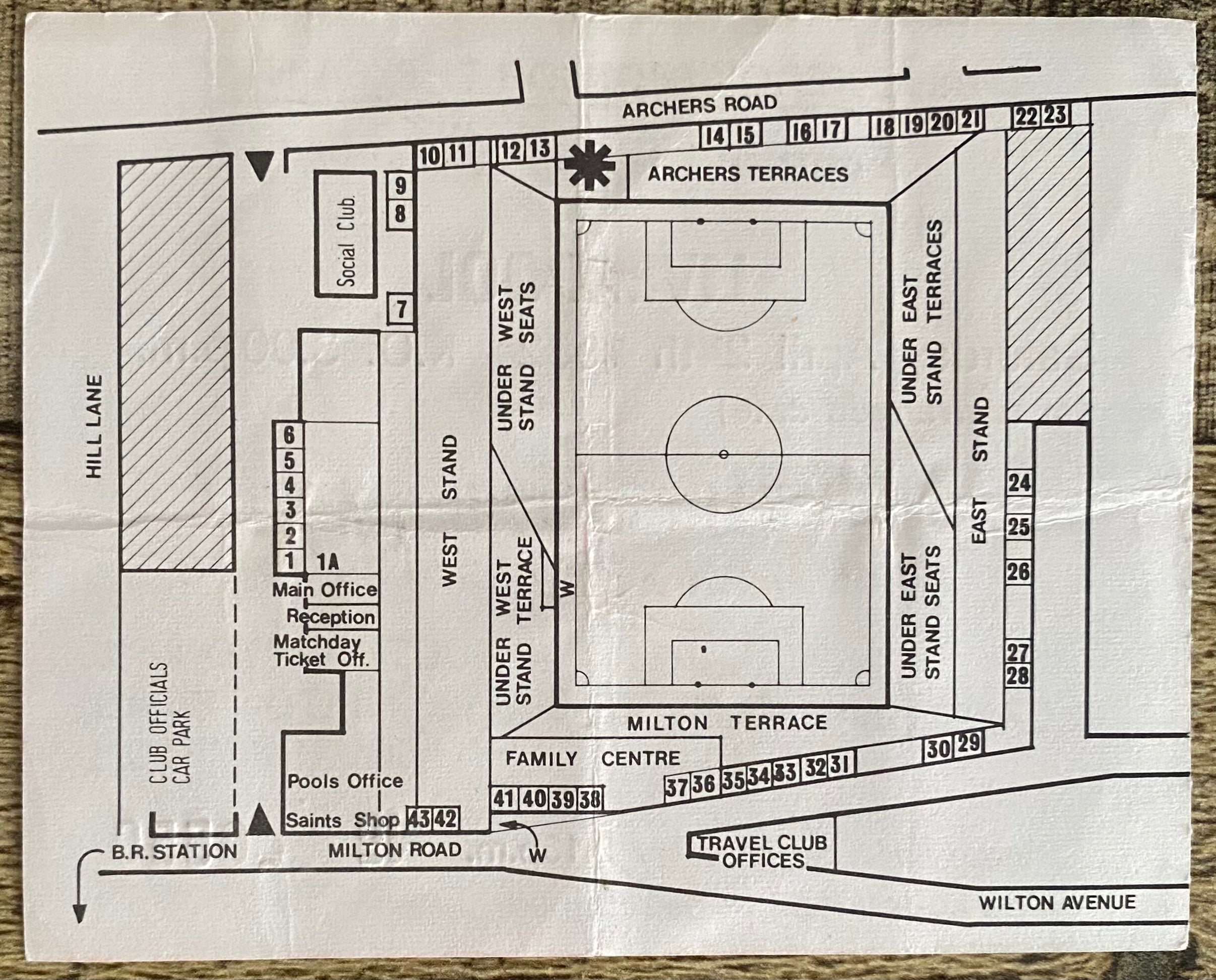 1981/82 ORIGINAL DIVISION ONE TICKET SOUTHAMPTON V LIVERPOOL