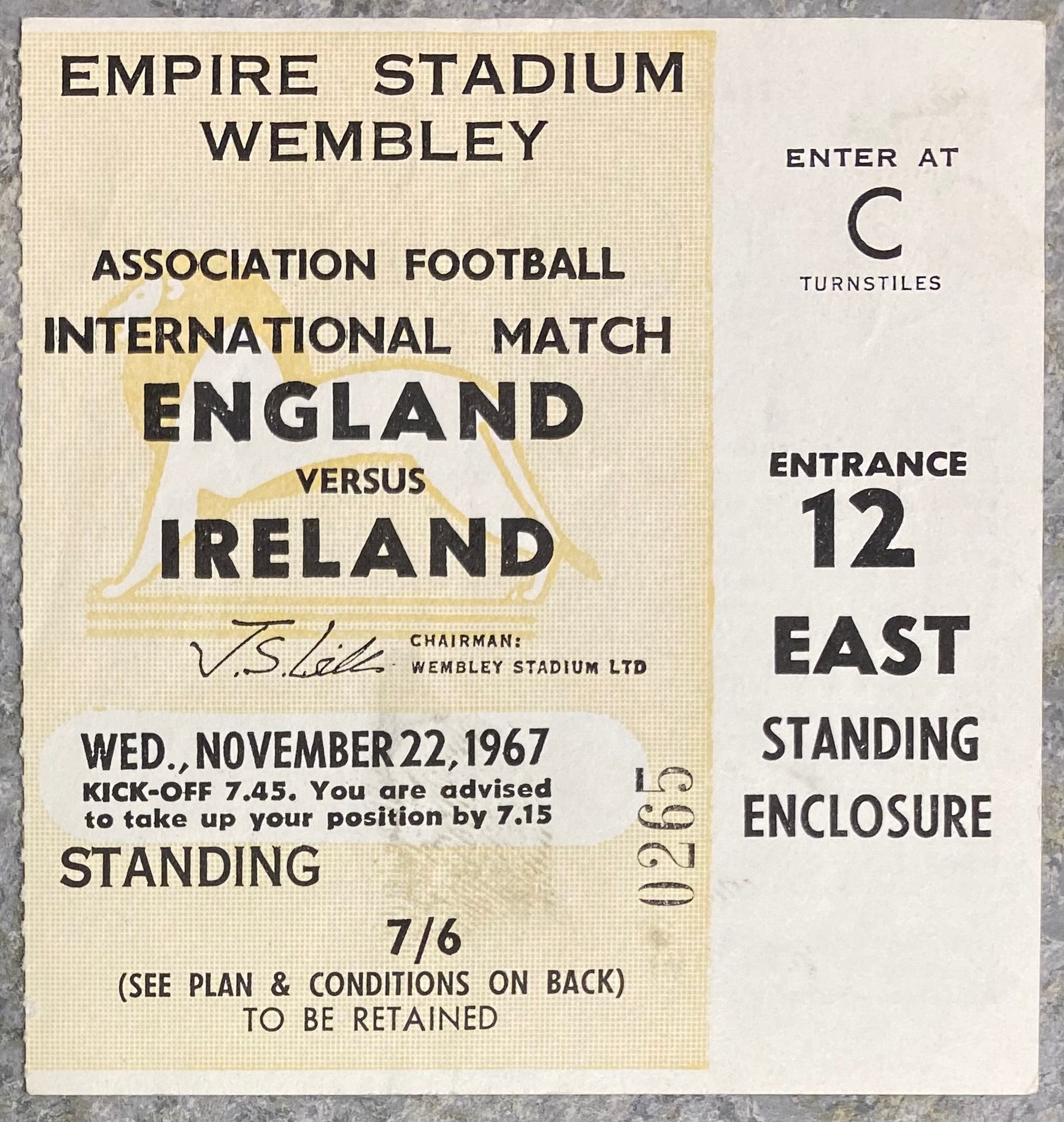 1967 ORIGINAL INTERNATIONAL TICKET ENGLAND V IRELAND