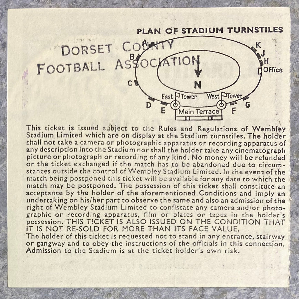 1982 ORIGINAL CHARITY SHIELD TICKET LIVERPOOL V TOTTENHAM HOTSPUR