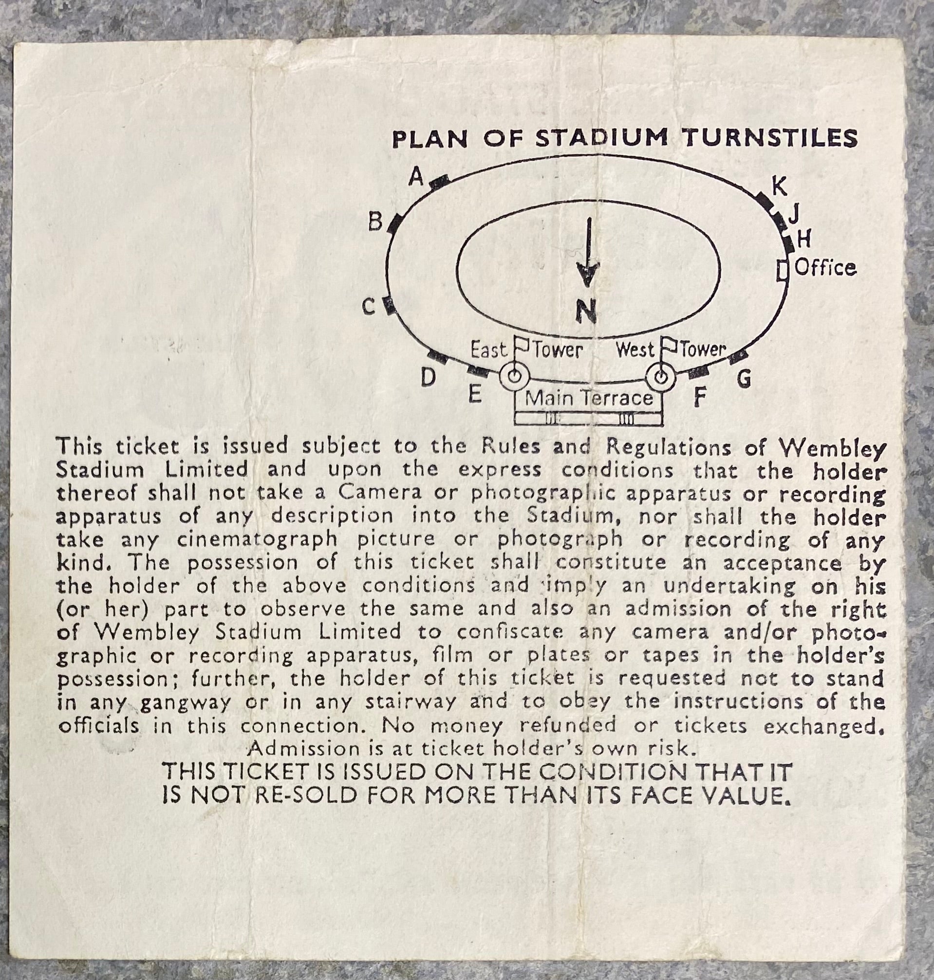 1976 ORIGINAL CHARITY SHIELD TICKET LIVERPOOL V SOUTHAMPTON
